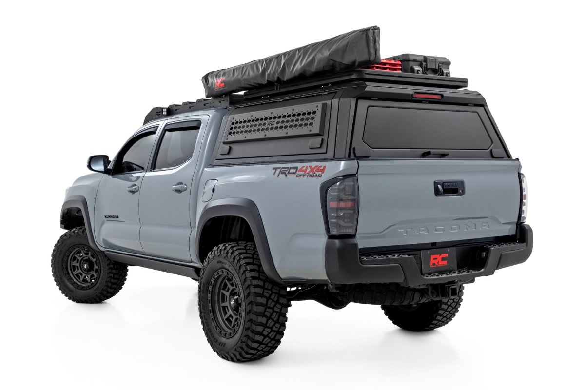 Toyota Tacoma Power Running Boards - Rough Country - 6-Inch All-Season Aluminum - '05-'23